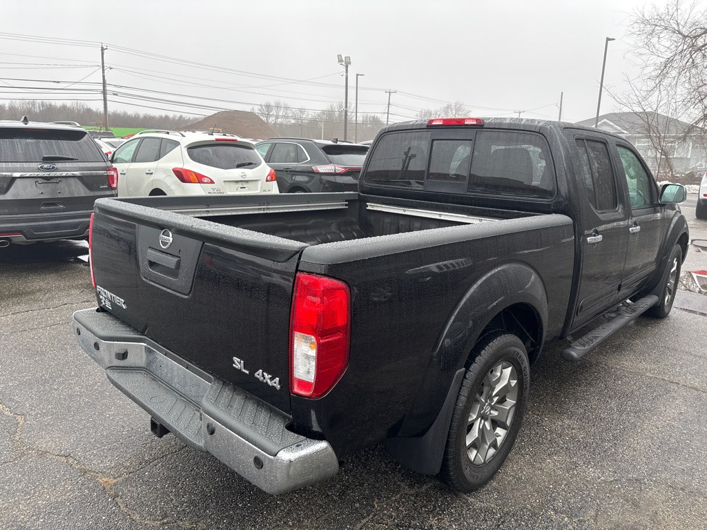 2017 Nissan Frontier Image 3