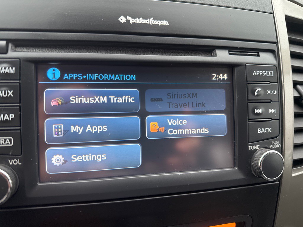 2017 Nissan Frontier Image 16