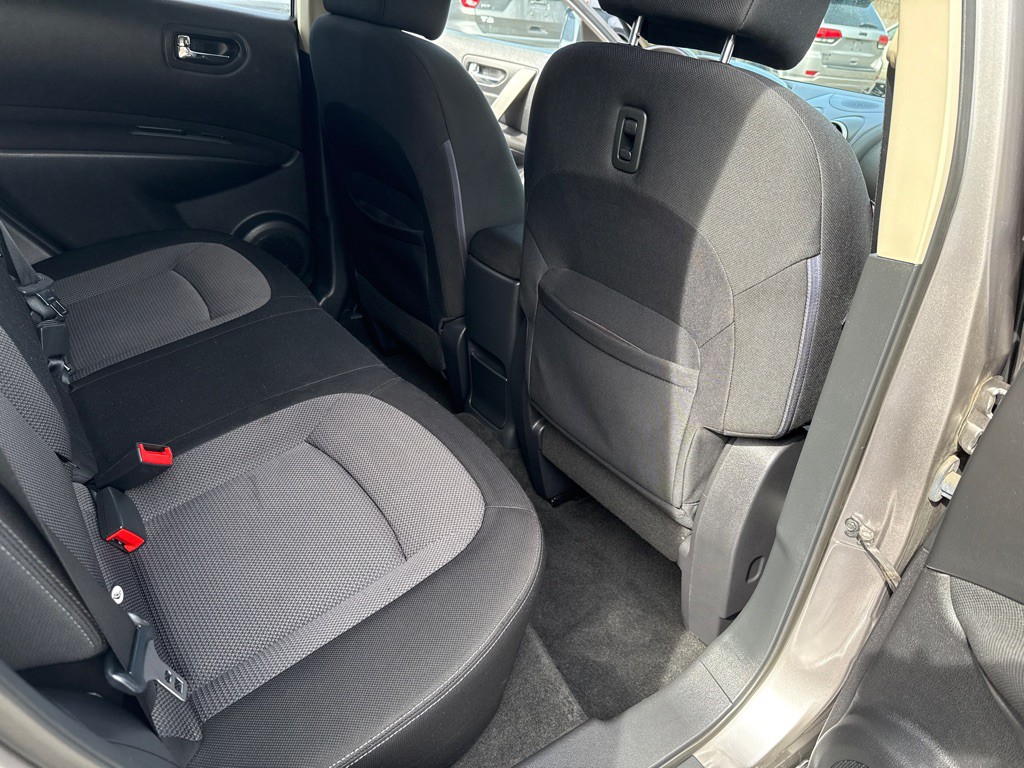 2012 Nissan Rogue Image 25