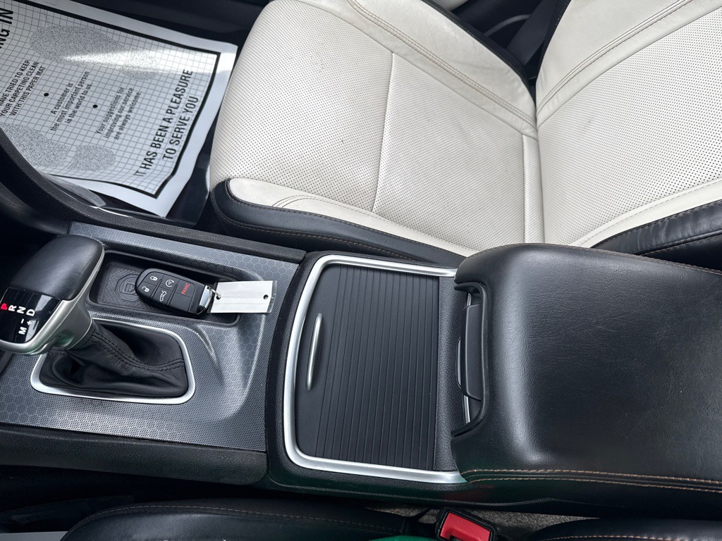 2015 Dodge Charger Image 16