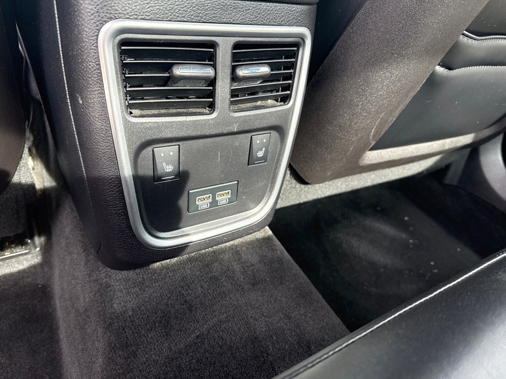 2015 Dodge Charger Image 23