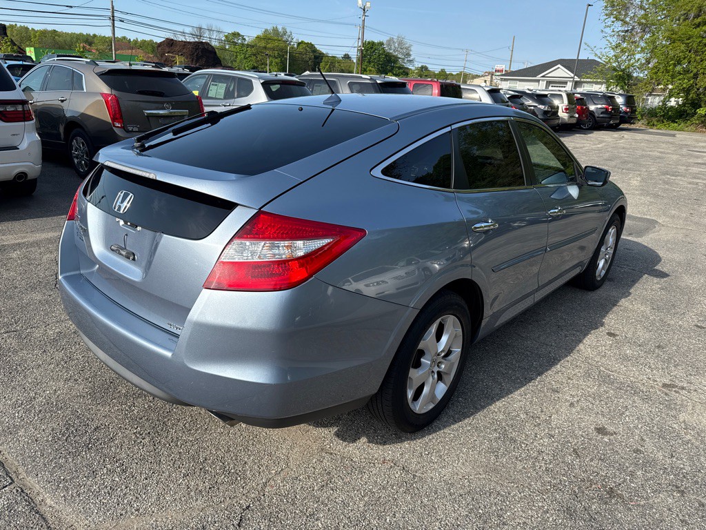 2010 Honda Crosstour Image 3