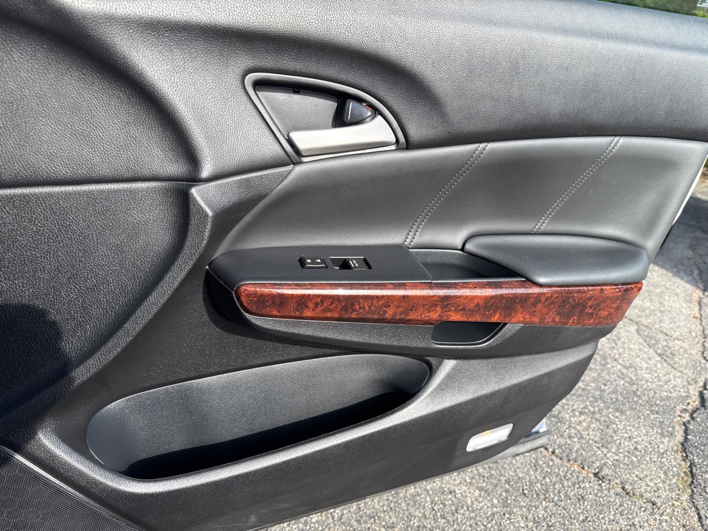 2010 Honda Crosstour Image 28