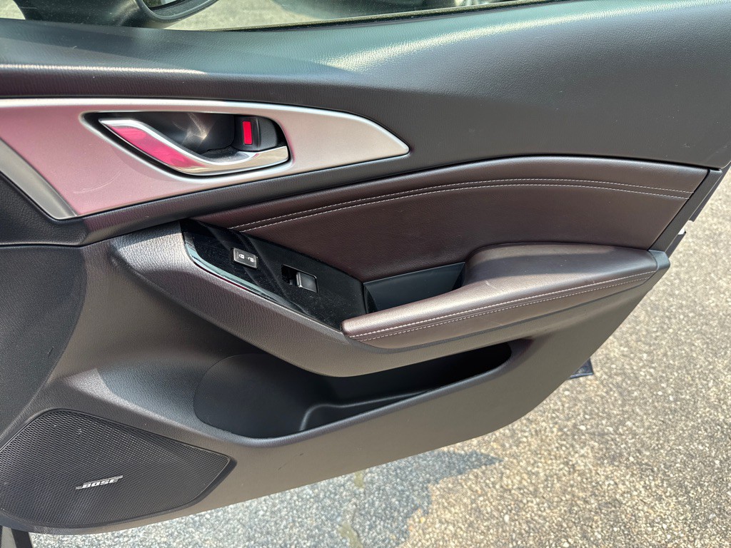 2018 Mazda Mazda3 Image 28