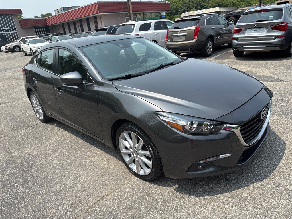 2017 Mazda Mazda3 Image 2