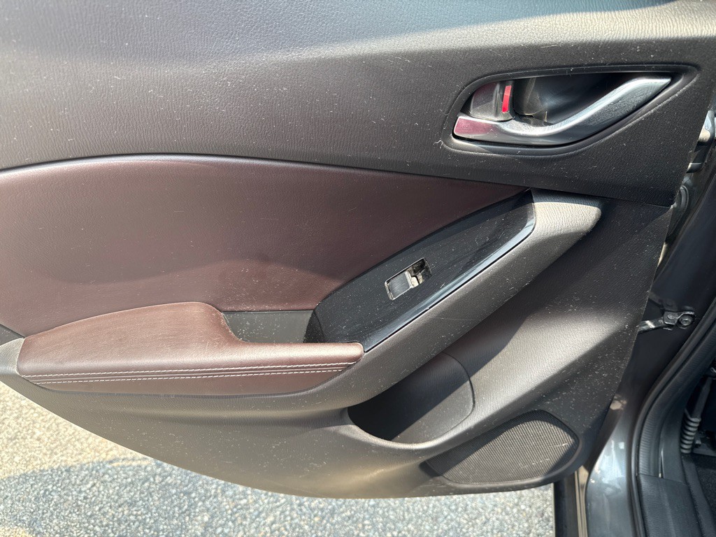 2017 Mazda Mazda3 Image 24