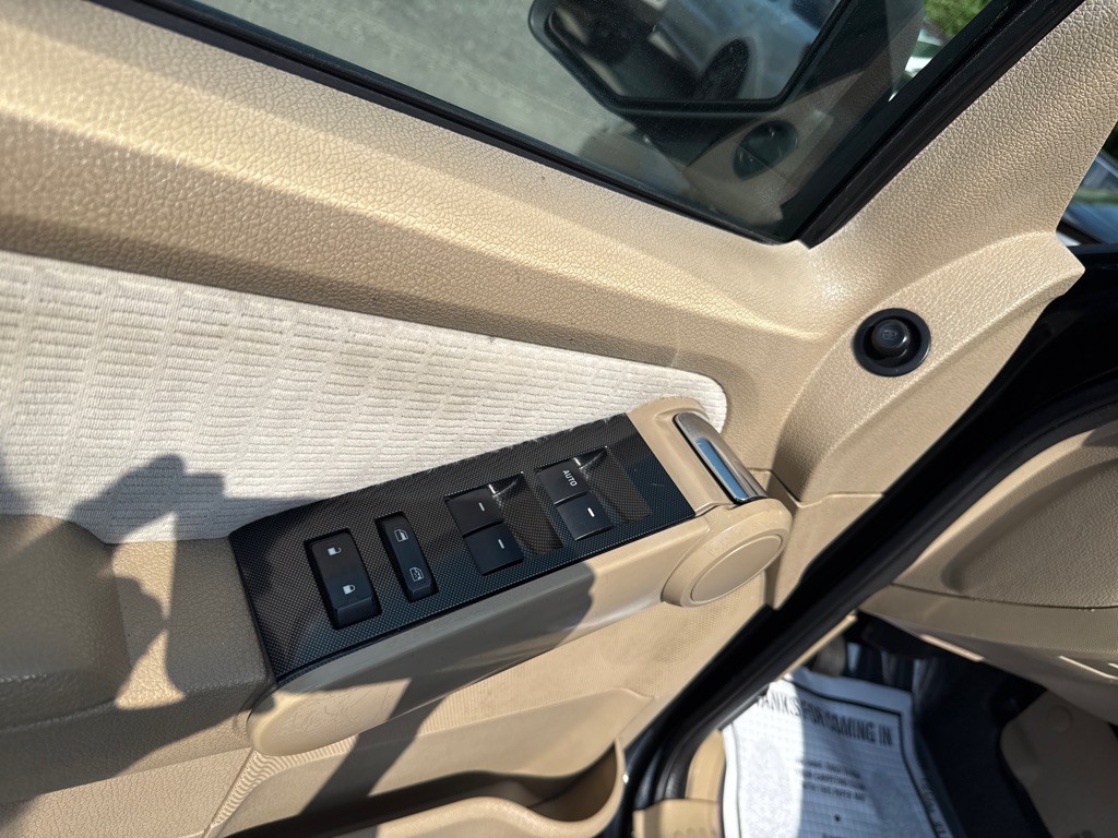 2008 Ford Explorer Image 7