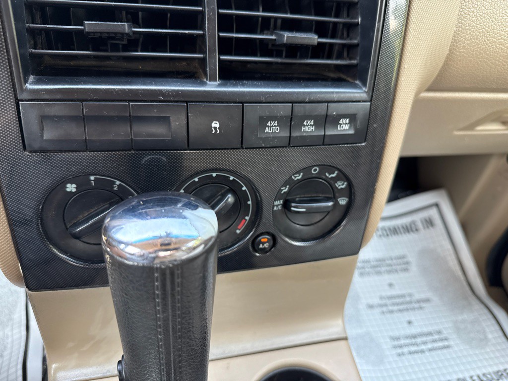 2008 Ford Explorer Image 13