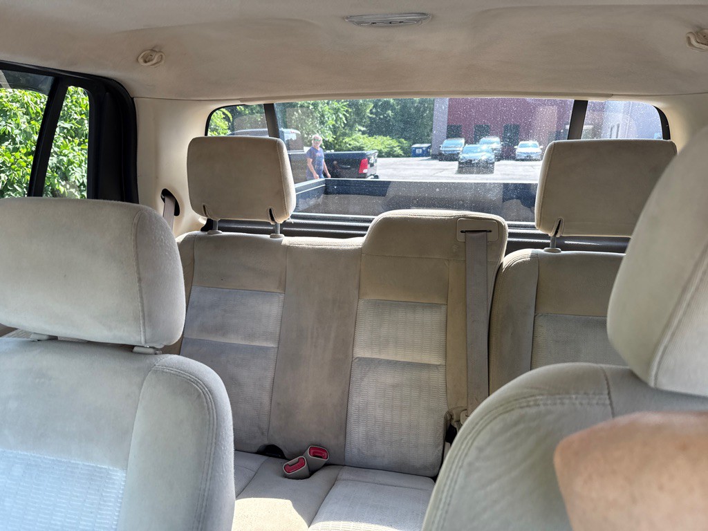 2008 Ford Explorer Image 16