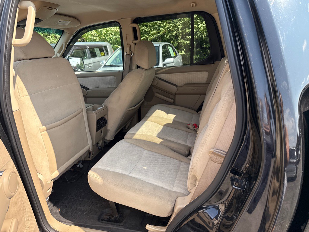 2008 Ford Explorer Image 17