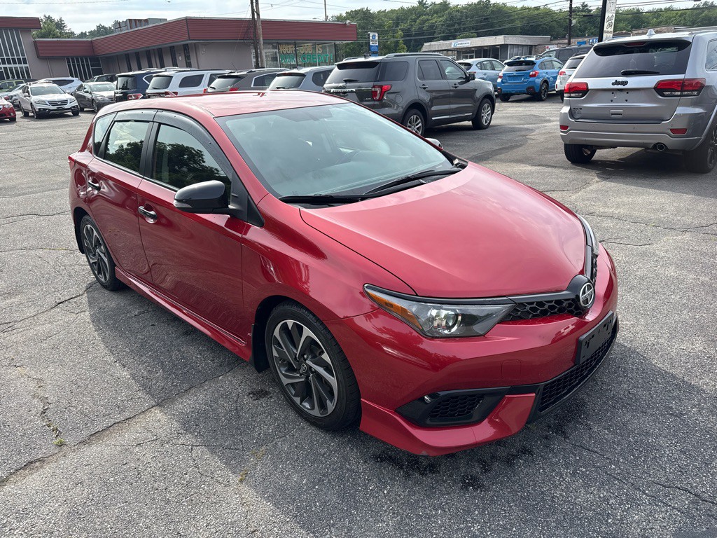 2016 Toyota Corolla Image 2
