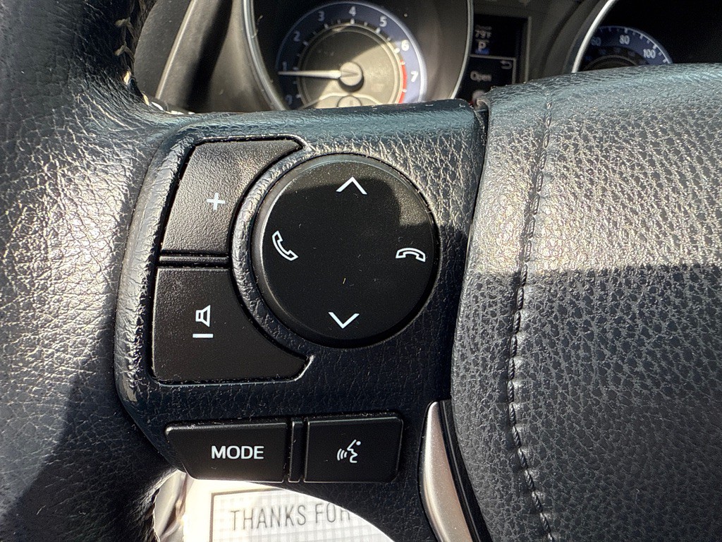2016 Toyota Corolla Image 10