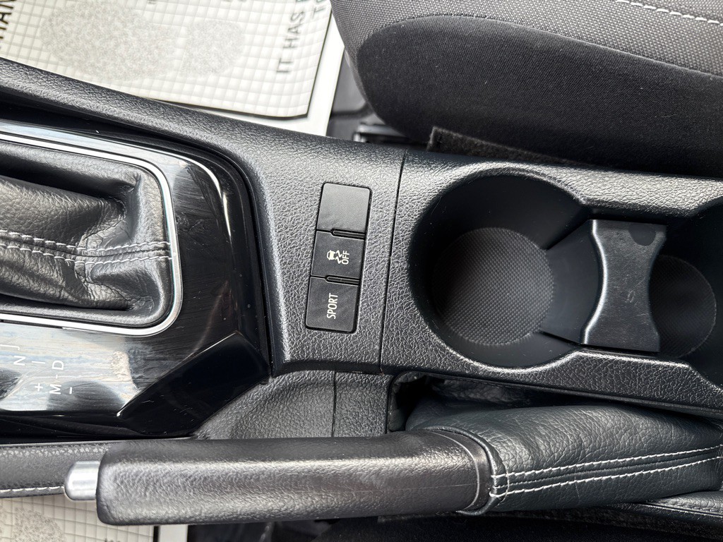 2016 Toyota Corolla Image 15