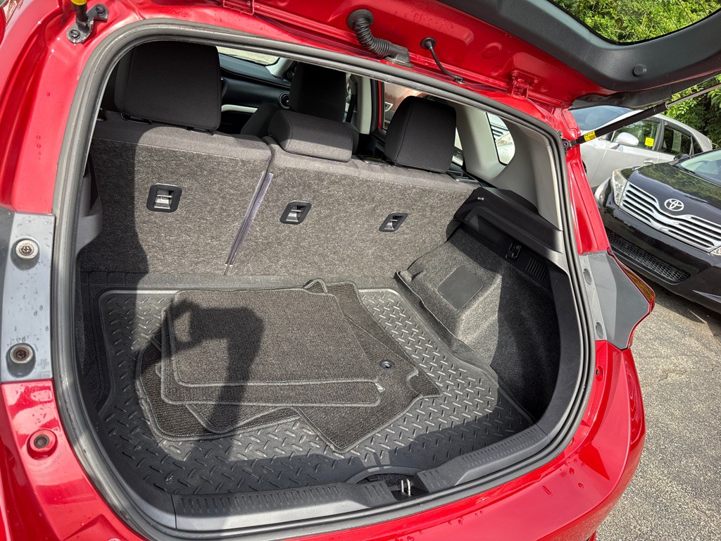 2016 Toyota Corolla Image 21