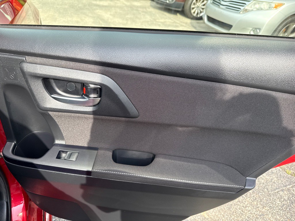 2016 Toyota Corolla Image 23