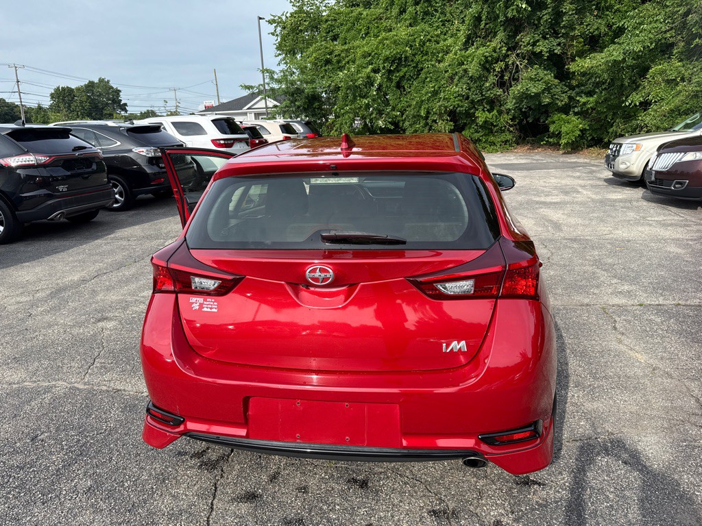 2016 Toyota Corolla Image 26
