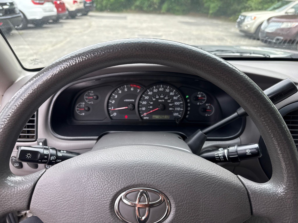 2006 Toyota Tundra Image 10