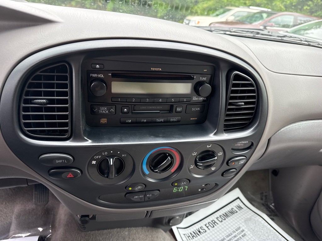 2006 Toyota Tundra Image 11