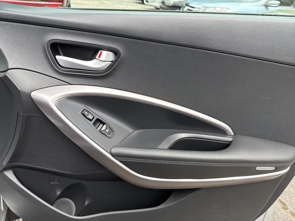 2015 Hyundai Santa Fe Sport Image 32