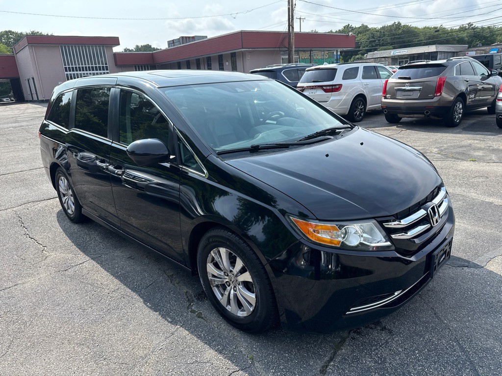 2015 Honda Odyssey Image 2
