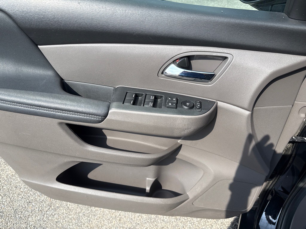2015 Honda Odyssey Image 6