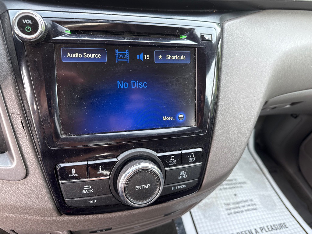 2015 Honda Odyssey Image 20