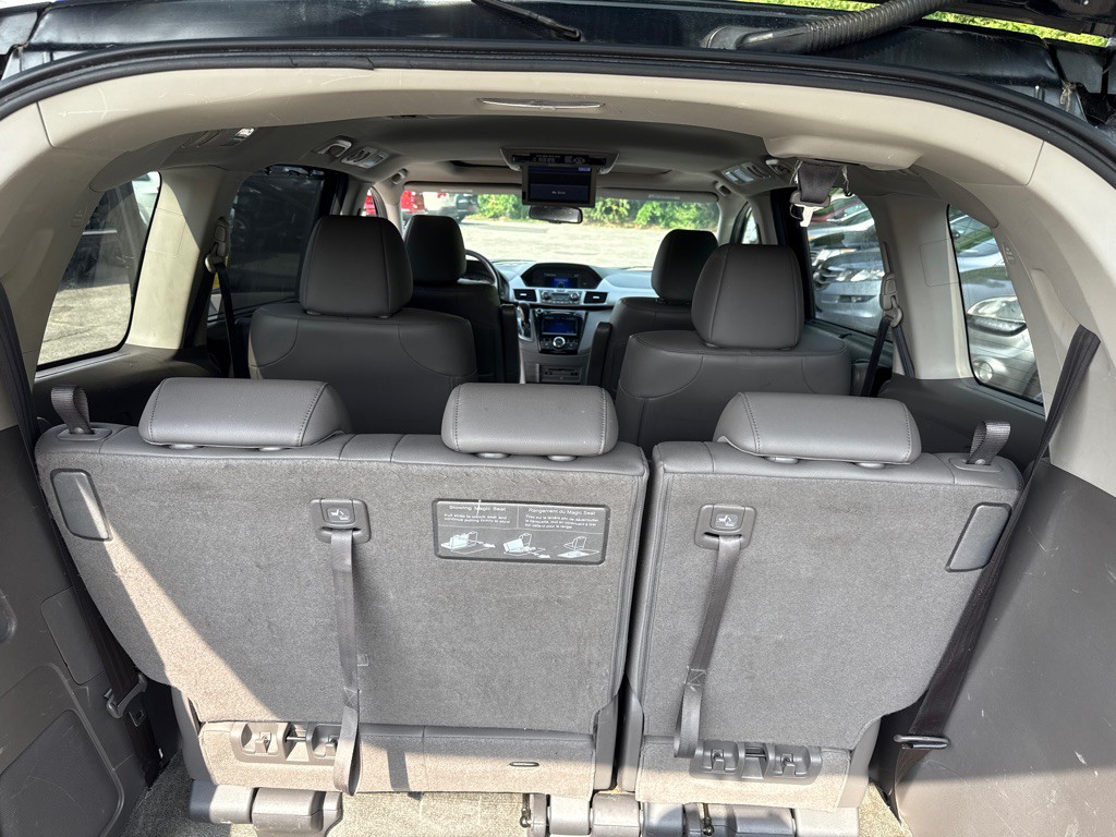 2015 Honda Odyssey Image 29