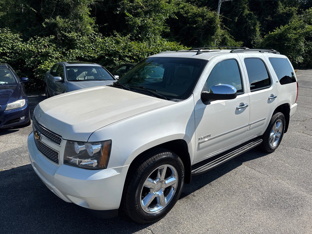2012 Chevrolet Tahoe Image 1