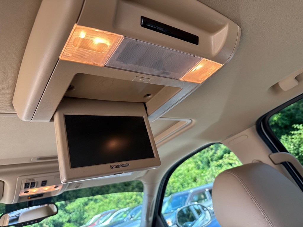 2012 Chevrolet Tahoe Image 25