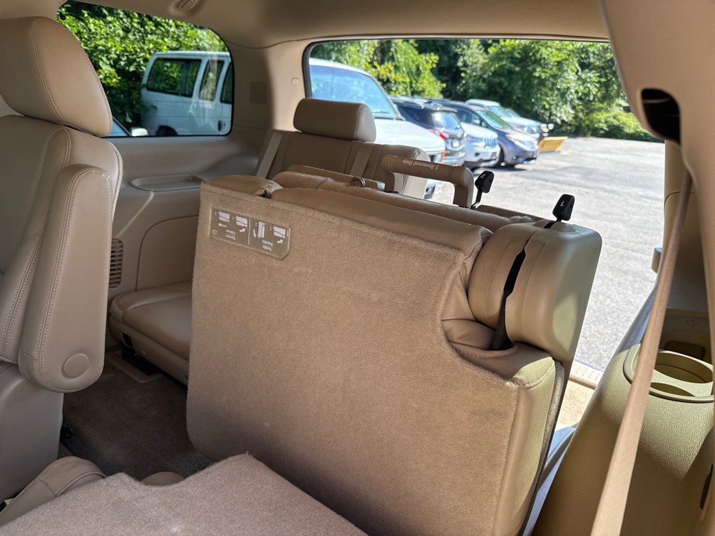 2012 Chevrolet Tahoe Image 27