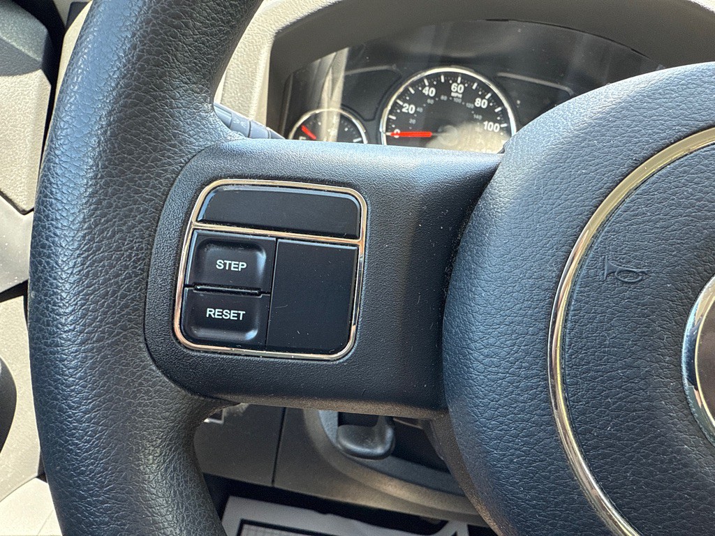 2011 Jeep Liberty Image 9