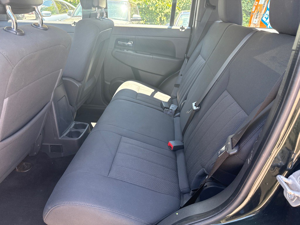 2011 Jeep Liberty Image 15