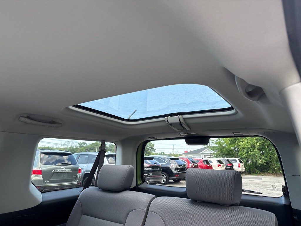 2007 Honda Element Image 8