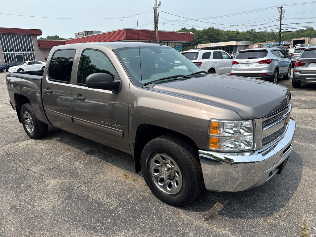 2012 Chevrolet Silverado 1500 Image 2