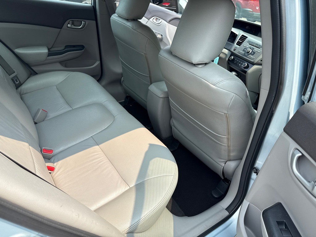 2012 Honda Civic Image 19
