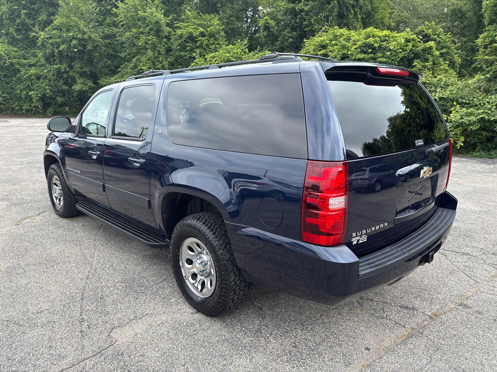 2009 Chevrolet Suburban Image 4