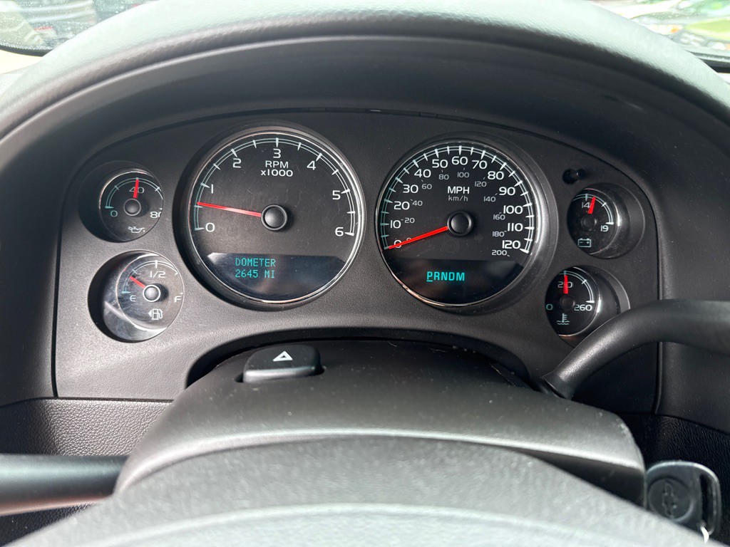2009 Chevrolet Suburban Image 12