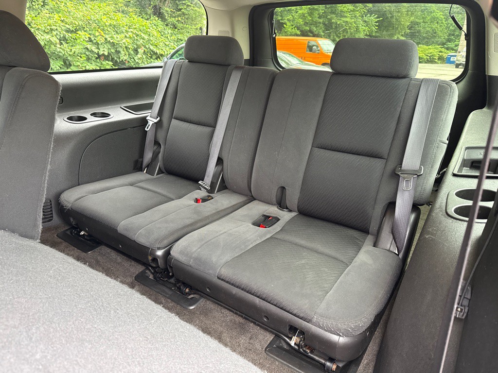 2009 Chevrolet Suburban Image 20