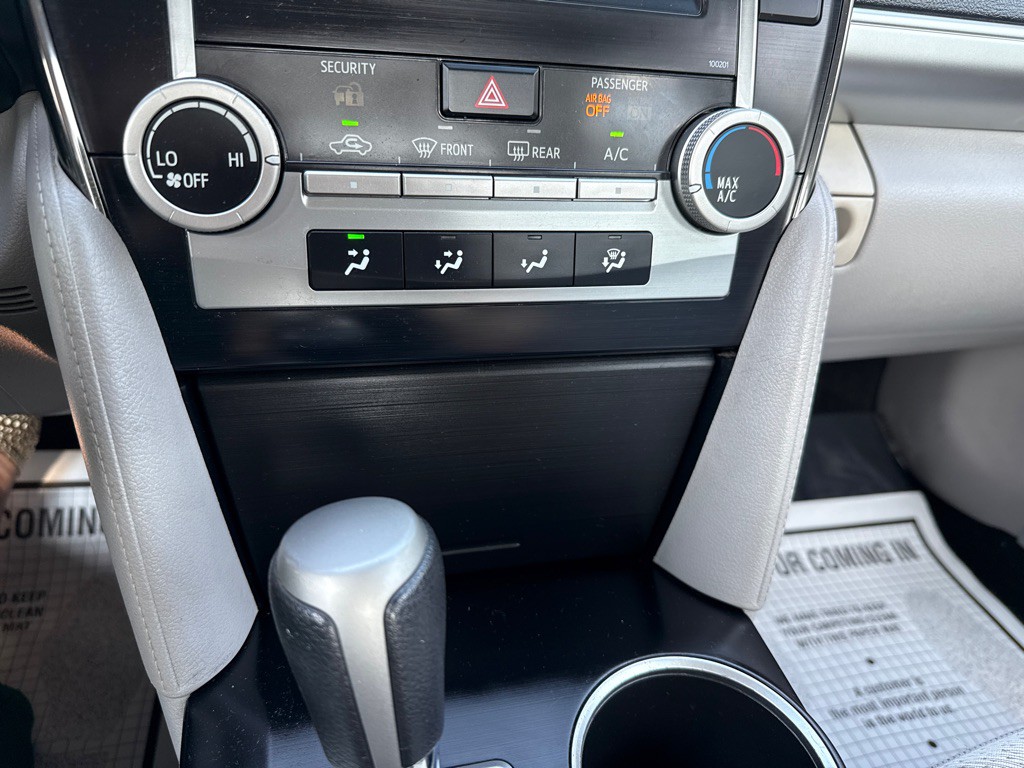 2014 Toyota Camry Image 13
