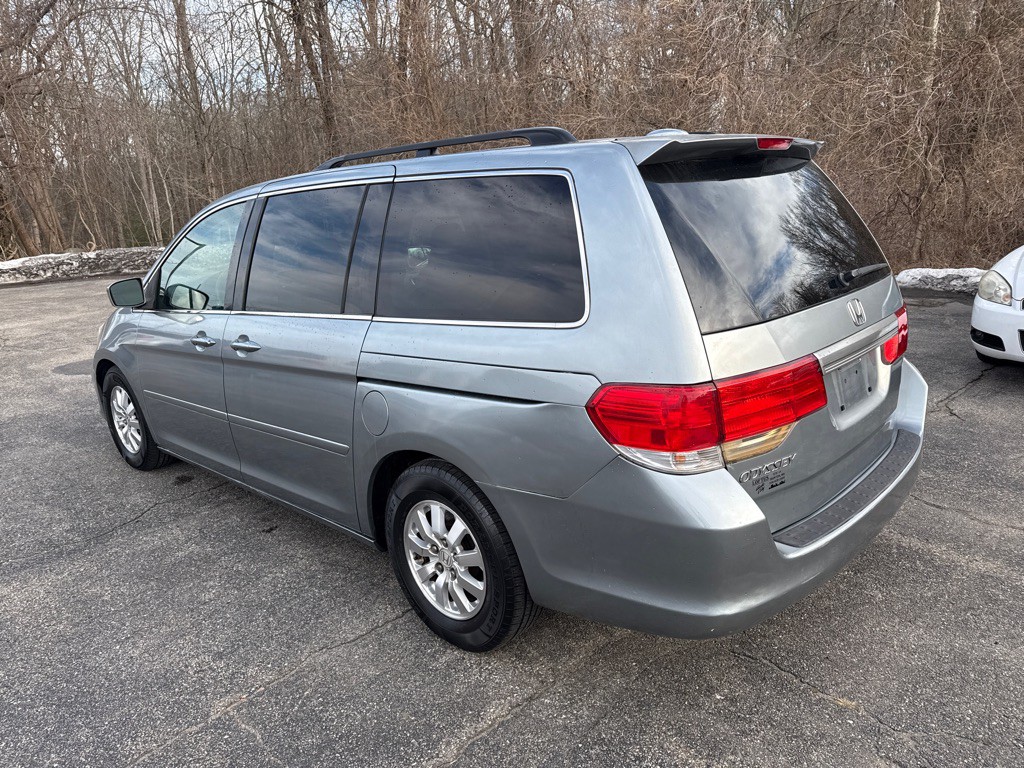 2010 Honda Odyssey Image 4