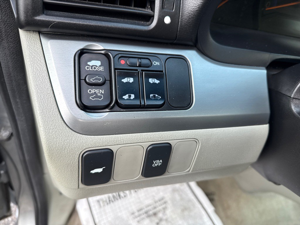 2010 Honda Odyssey Image 7