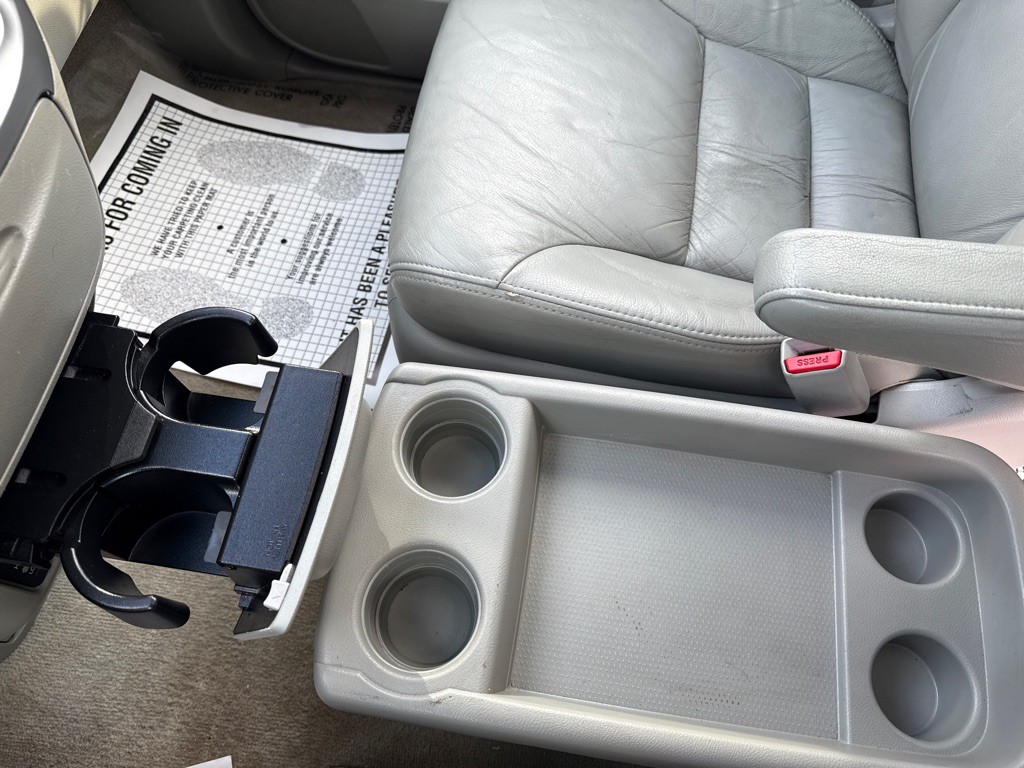2010 Honda Odyssey Image 17
