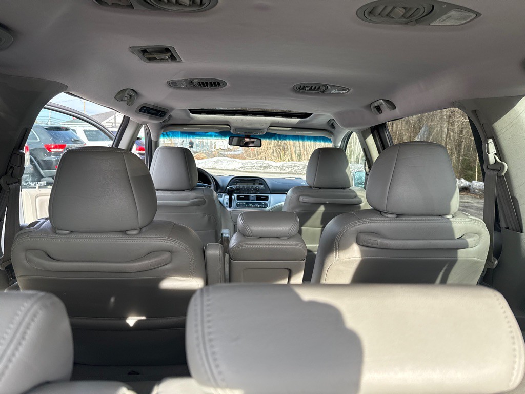 2010 Honda Odyssey Image 27