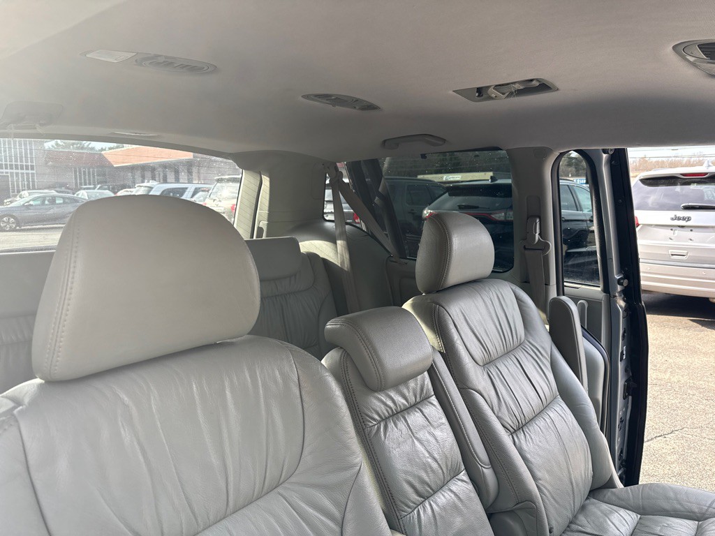 2010 Honda Odyssey Image 29