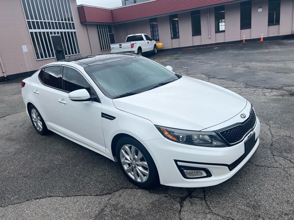2015 Kia Optima Image 1