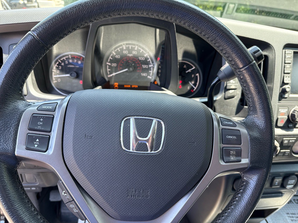 2014 Honda Ridgeline Image 11