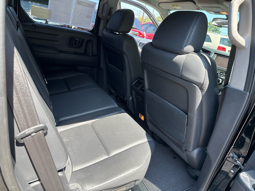 2014 Honda Ridgeline Image 26