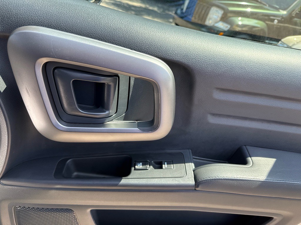 2014 Honda Ridgeline Image 30