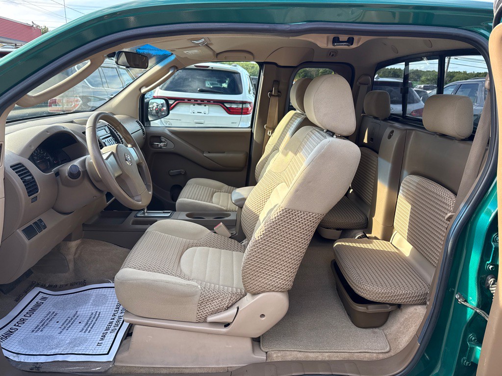 2005 Nissan Frontier Image 6