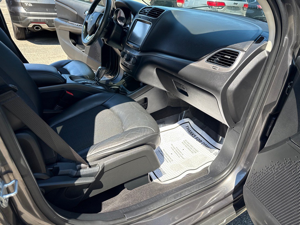 2017 Dodge Journey Image 30